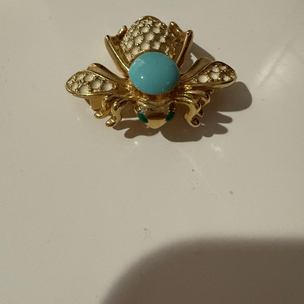 Stella & Dot Gold and Turquoise Bee Brooch - Picture 2 of 5